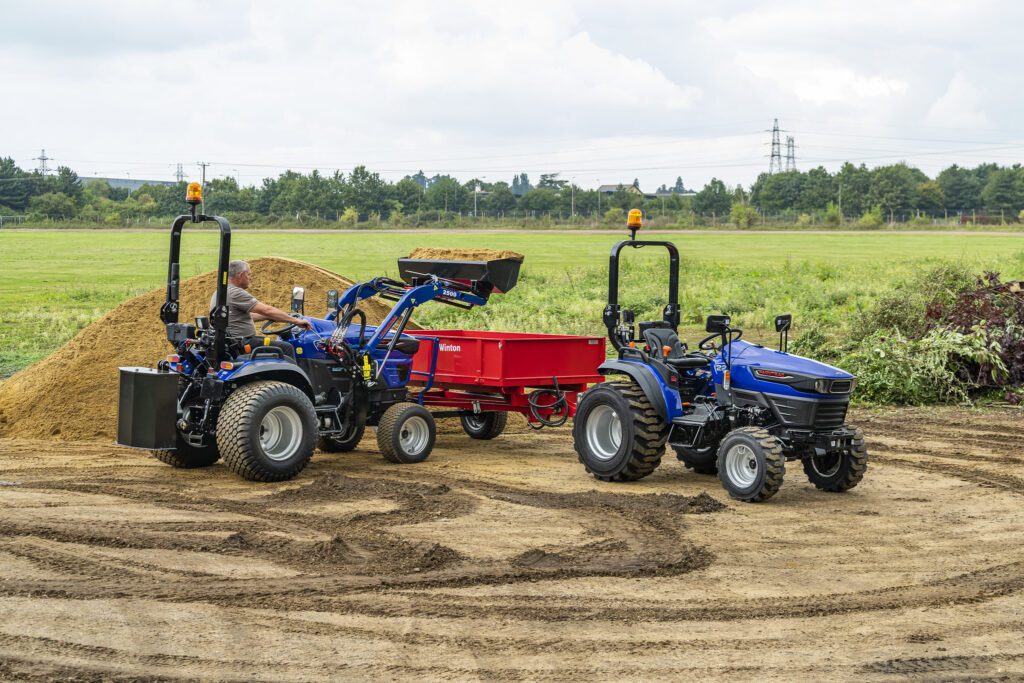 Top compact tractors