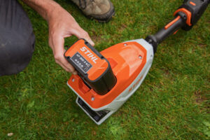 Stihl HLA 140 Cordless Long-Reach Hedge Trimmer