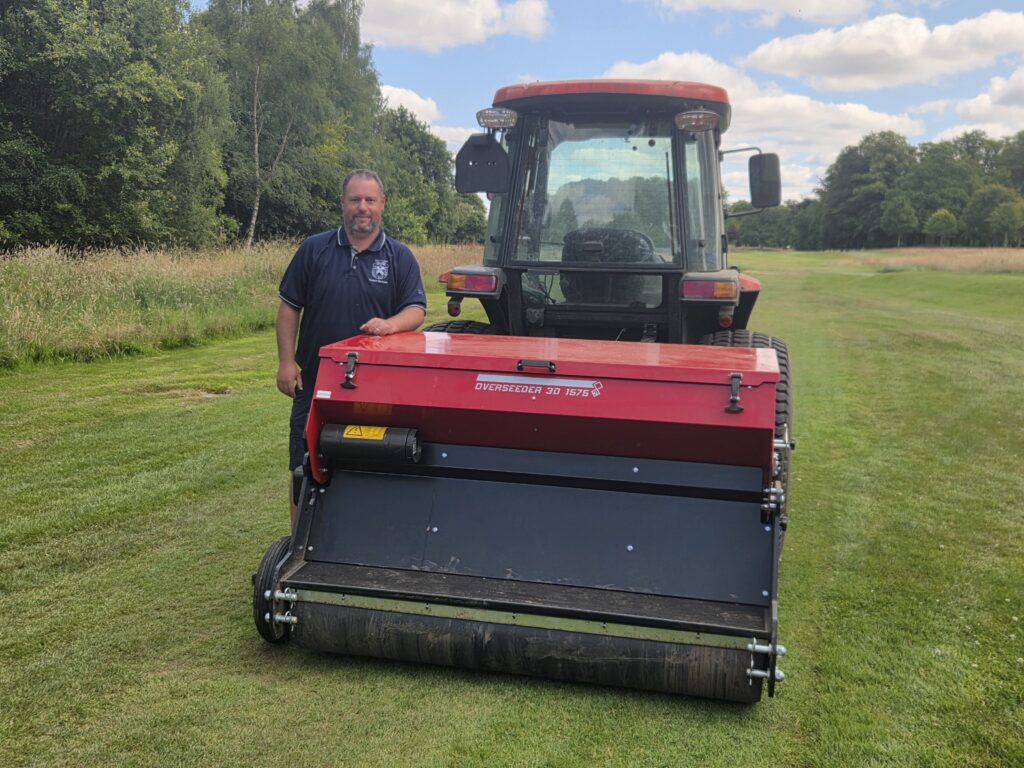 Redexim Overseeder Helps Pollok Golf Course Tackle High Wear Areas