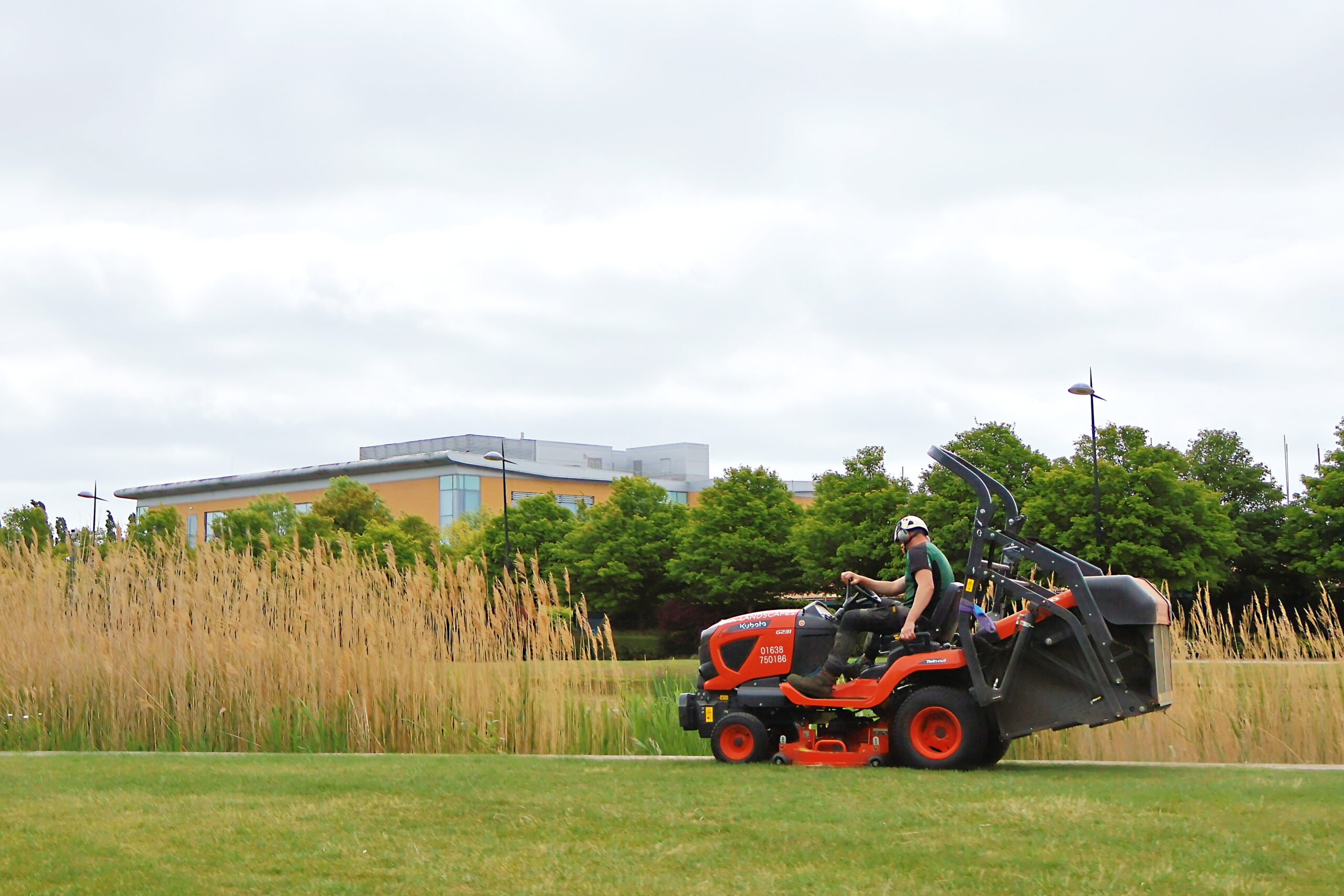 SP Landscapes keeps Commercial Contracts Moving with Kubota