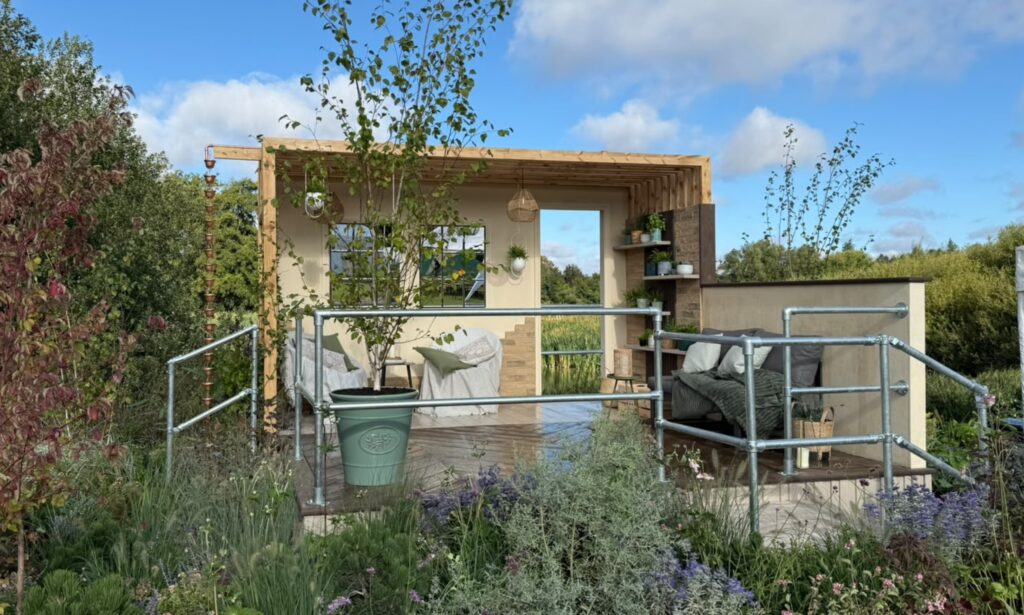 APL Garden Awarded Platinum and Best Showcase Garden at BBC Gardeners’ World Autumn Fair